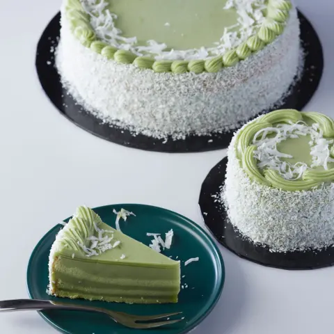Signature Pandan Layer Cake Signature Pandan Layer Cake