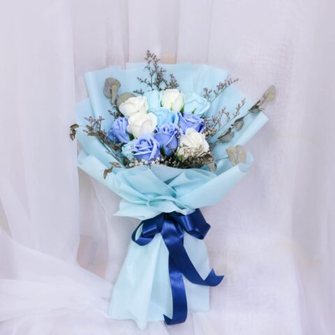 Ocean blue flower by Vin Florist