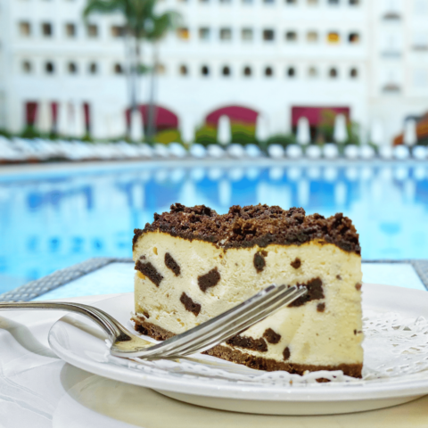 Oreo Cheesecake (2) Oreo Cheesecake