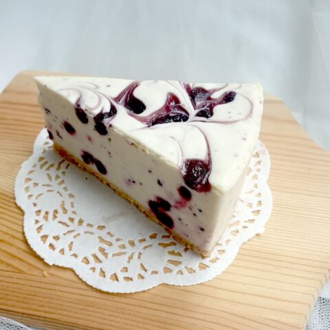 Blueberry White Chocolate Cheesecake