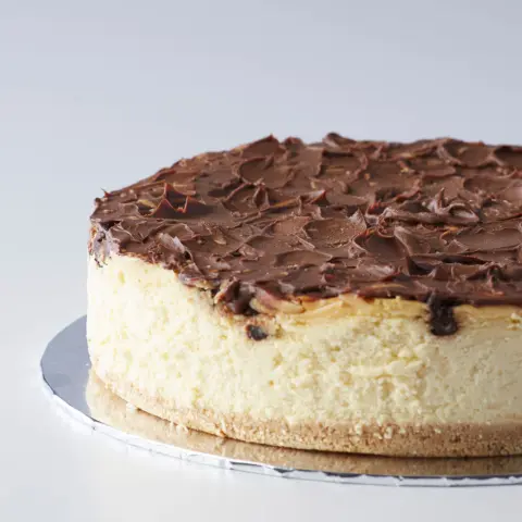 Chocolate Chip Almond Cheesecake Chocolate Chip Almond Cheesecake