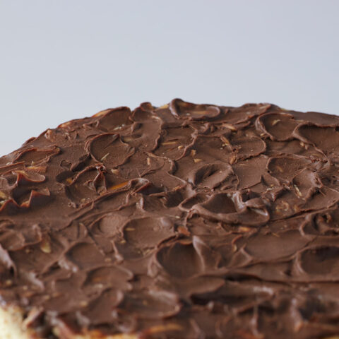Chocolate Chip Almond Cheesecake