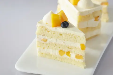 Mango Passion Fruit Cake Slice