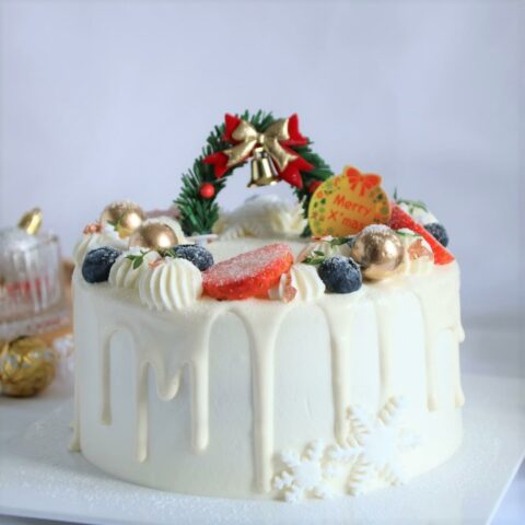 Christmas Lychee Strawberry Cake