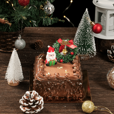 Mini Magnum Premium Dark Chocolate Cake 4.5 (Christmas Series) 1