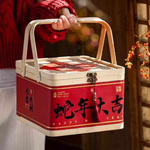 Prosperous Snake Premium CNY Gift Set 3