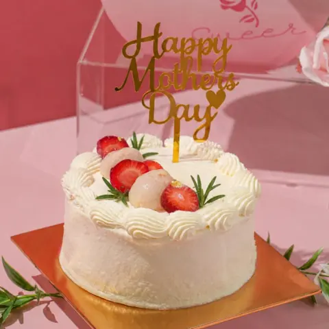 LyCHEER Strawberry Cake (Mother's Day Series)