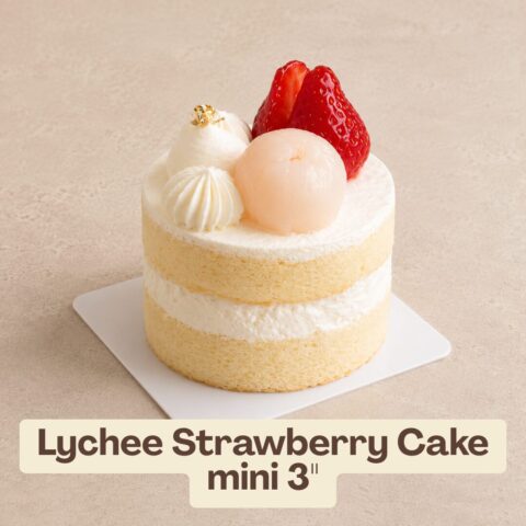 Lychee Strawberry Cake mini 3 (1)